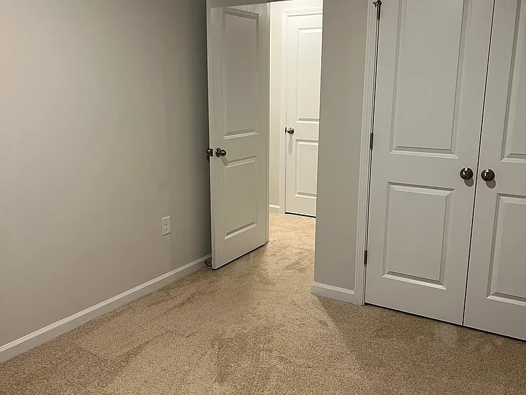300 Bisham Ct — Photo 15