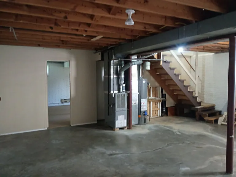 2710 NE Park St — Photo 13