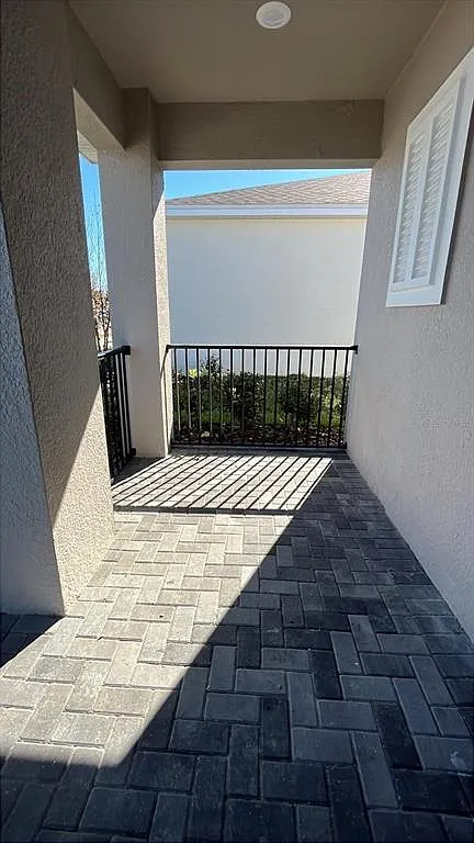 4 bed, 3.0 bath, 1764 sqft, $2,200 — Photo 3
