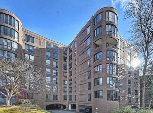 908 Cherokee Rd, Charlotte, NC 28207