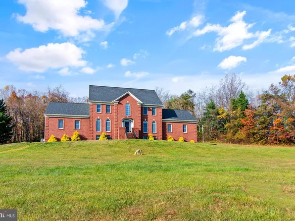 17700 Foxmoor Dr, Woodbine, MD 21797