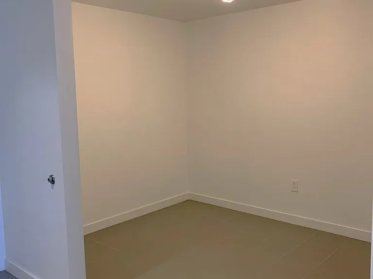 DEN