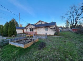2052 SE 142nd Ave, Portland, OR 97233