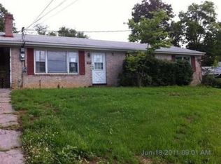 5640 Chambers Hill Rd, Harrisburg, PA 17111