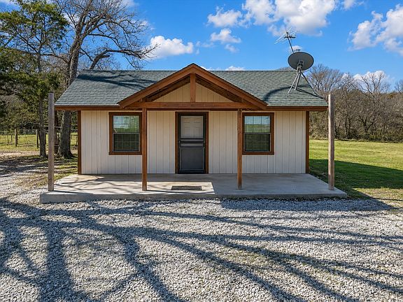 3rd image of 11095 E State Highway 31