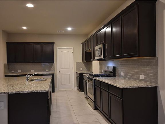 4th image of 1157 La Conterra Blvd