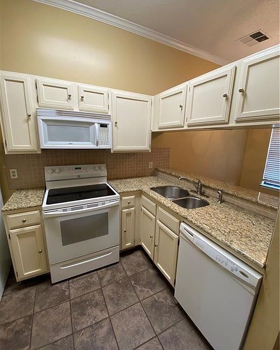 1st image of 2802 Nueces St APT 311
