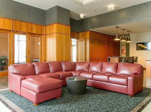 5th image of 420 E Waterside Dr Unit 1113