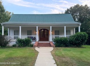 4523 Neil Collins Rd, Raymond, MS 39154
