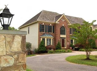 8508 Churchill Downs Rd, Gaithersburg, MD 20882