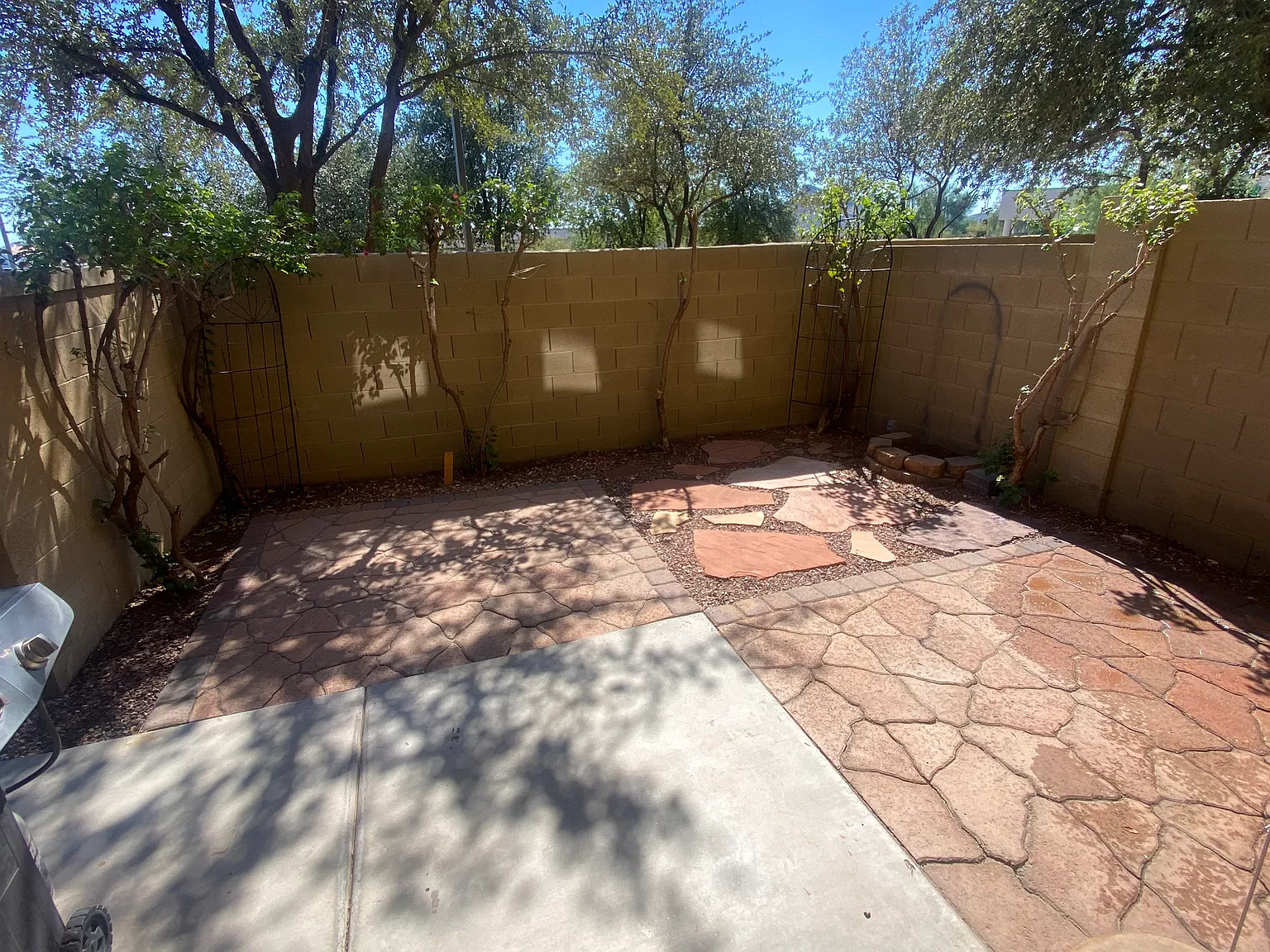 3 bed, 2.5 bath, 1439 sqft, $850 — Photo 3
