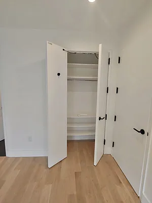 Rented by Carnegie Management Inc | media 28