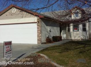 208 E Carmel Dr, Meridian, ID 83646
