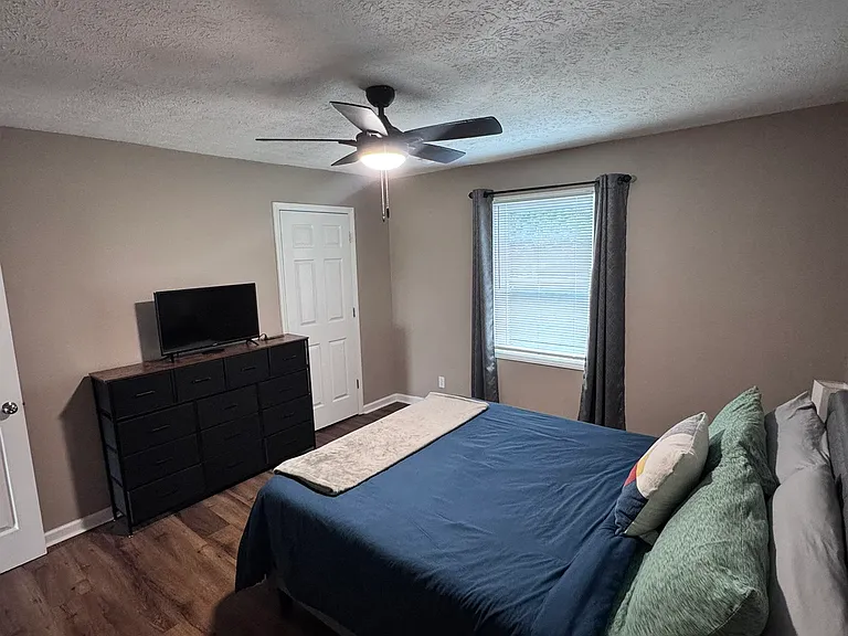 700 Jones Lane 6 #7-5-8 — Photo 32