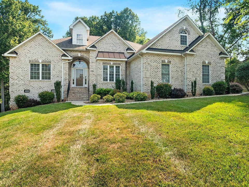 1st image of 1354 Lakepointe Dr