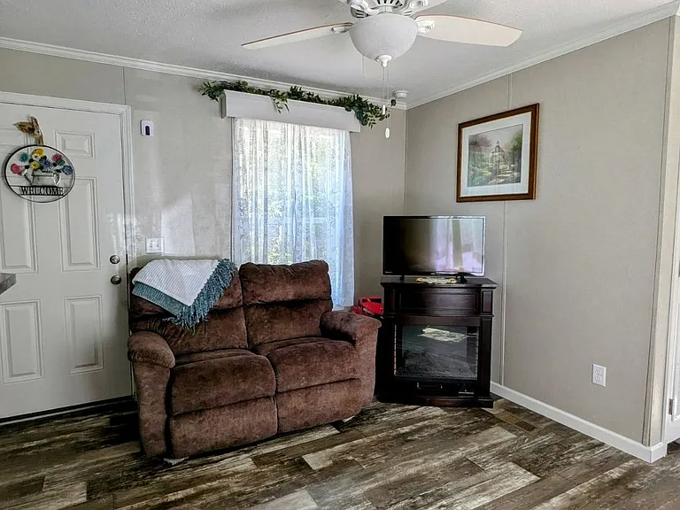 71 Norton Ridge Rd #B — Photo 4