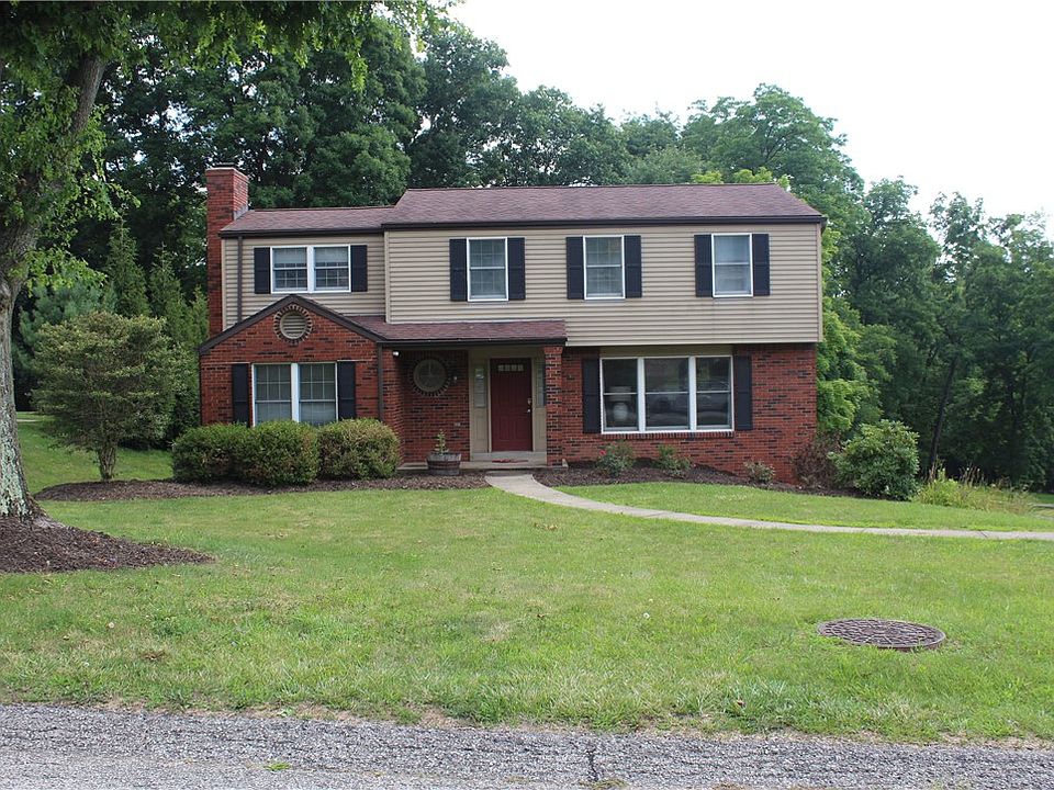 1st image of 2407 Willow Dr