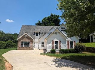 860 Betsy Ross Trl, Hampton, GA 30228