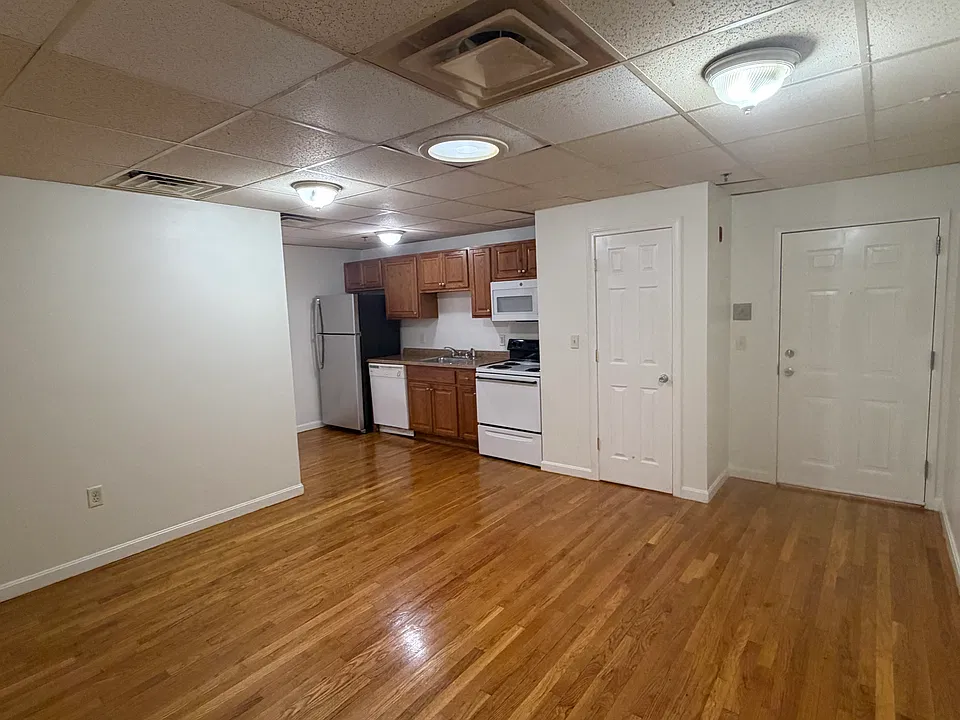 20 High St #5