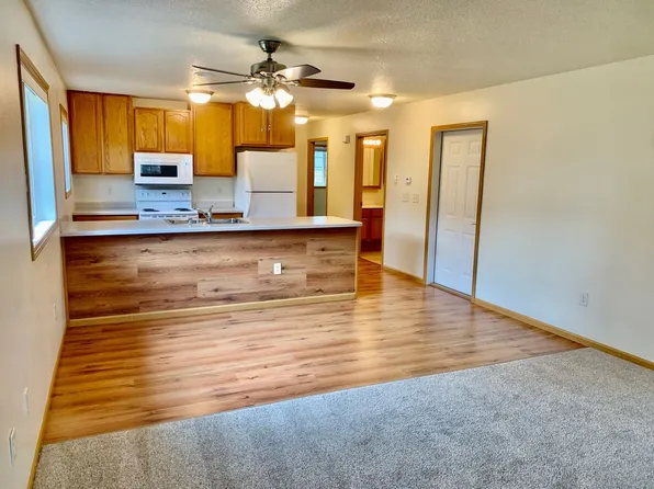 The Gardens at Kristy Apartments, 1077 Kristy Ln #1071-A, Onalaska, WI 54650