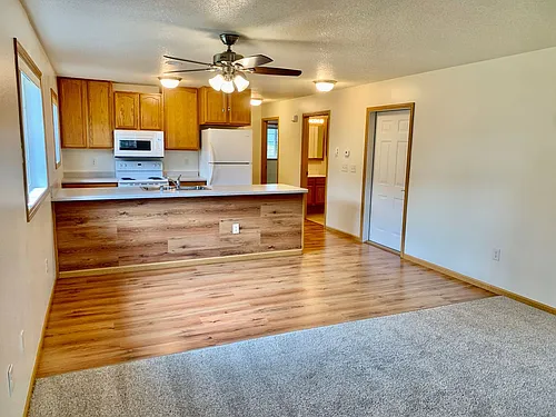 1077 Kristy Ln Photo 1