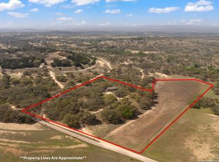 22 Schmidt Ln, Boerne, TX 78006