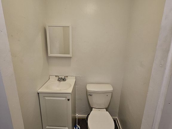4th image of 107 Dublin Ln #108