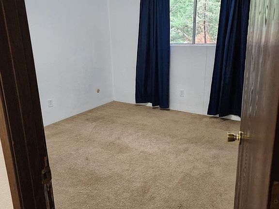 5th image of 226 Mountain View Ave #6
