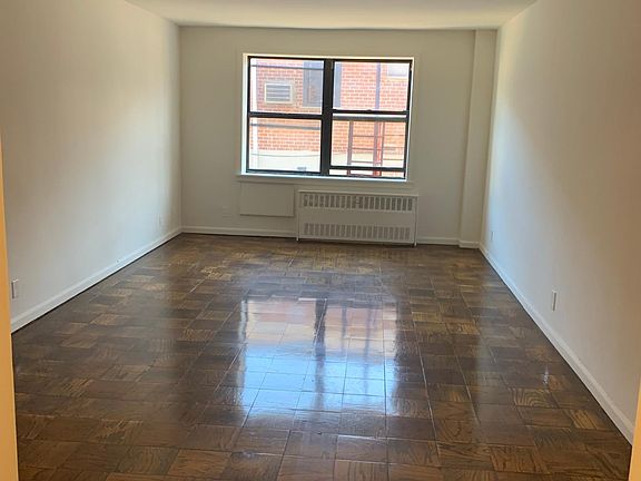 4th image of 793 McLean Ave Floor 2