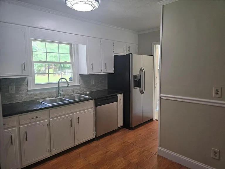 5734 Lanny Ln — Photo 5