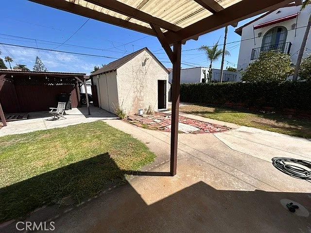 3 bed, 2010 sqft, $6,000 — Photo 3