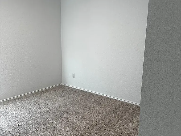 6008 Sumlin Way — Photo 11