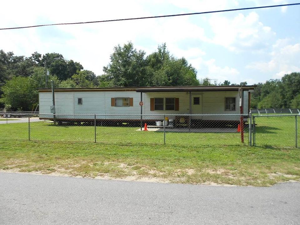 1st image of 8605 Fowler Ave