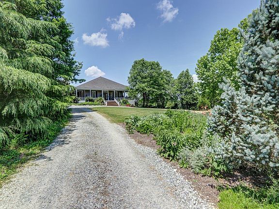 4th image of 3297 Midway Rd