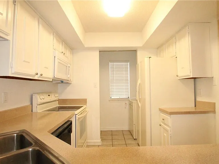 3635 Garden Brook Dr #20300 — Photo 9