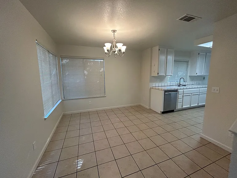 9428 Newington Way — Photo 2