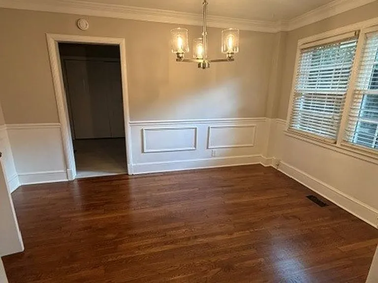 516 Grandin Rd #2 — Photo 10