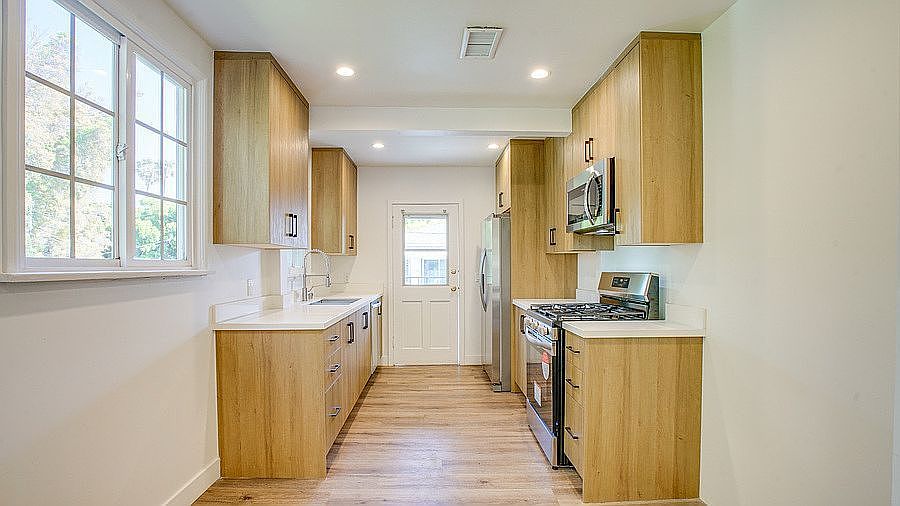 1st image of 6114 W Saturn St #6114