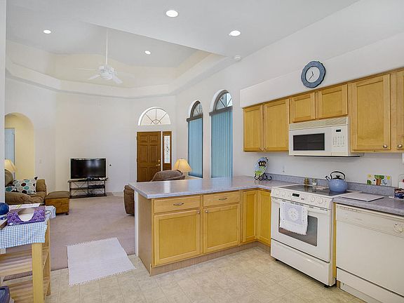 2nd image of 2366 W Via Di Silvio