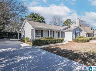 196 Jasmine Dr, Hoover, AL 35007