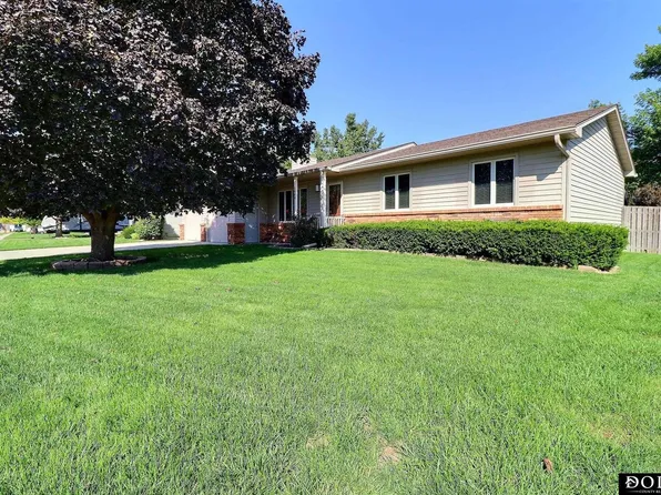 2508 Peterson Ave, Fremont, NE 68025