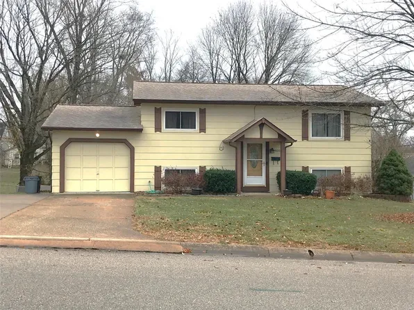 606 Madison Ave, Washington, MO 63090