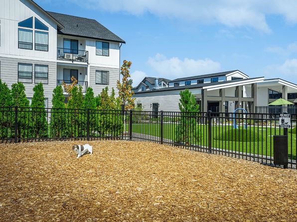 2002 174th St NE #B305