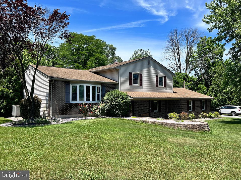 4067 E Texas Rd, Allentown, PA 18103 | Zillow