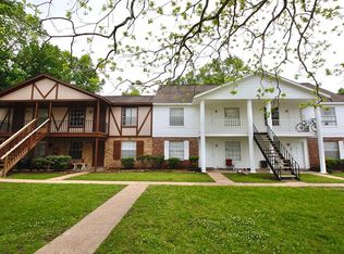 309 E Houston St #208, Dayton, TX 77535