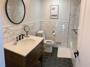 7017 Valley Park Dr, Clarkston, MI 48346