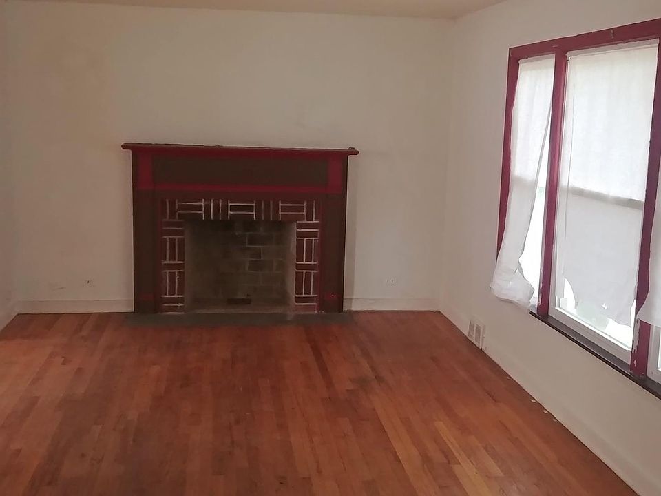 2nd image of 10622 S Parnell Ave