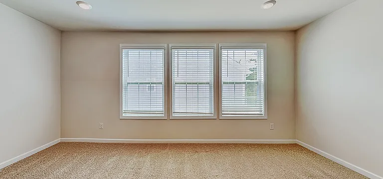 5301 Ennisworth Ln — Photo 8