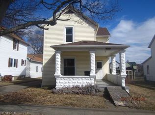 201 16th St NW, Barberton, OH 44203