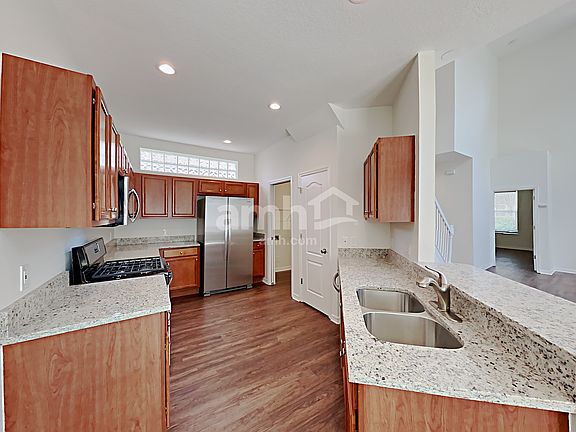 4th image of 8905 Ashford Gables Ct